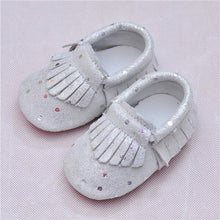 Load image into Gallery viewer, Genuine Leather First Walkers Flash Dots Baby shoes Fringe Baby Moccasins Soft bottom newborn Bebe shoes